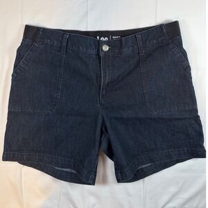 Lee Regular Fit Bermuda Mid Rise Denim Shorts Women's Size 14 Medium Wash